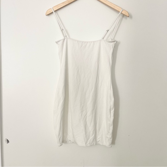 NWT OH POLLY Miley Ruched Bust Mini Dress in White Size US 8 - Picture 8 of 8